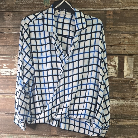 Calvin Klein Blue and Black Hi Lo Plaid Top, Plus Size 2X, NWT - Picture 1 of 5